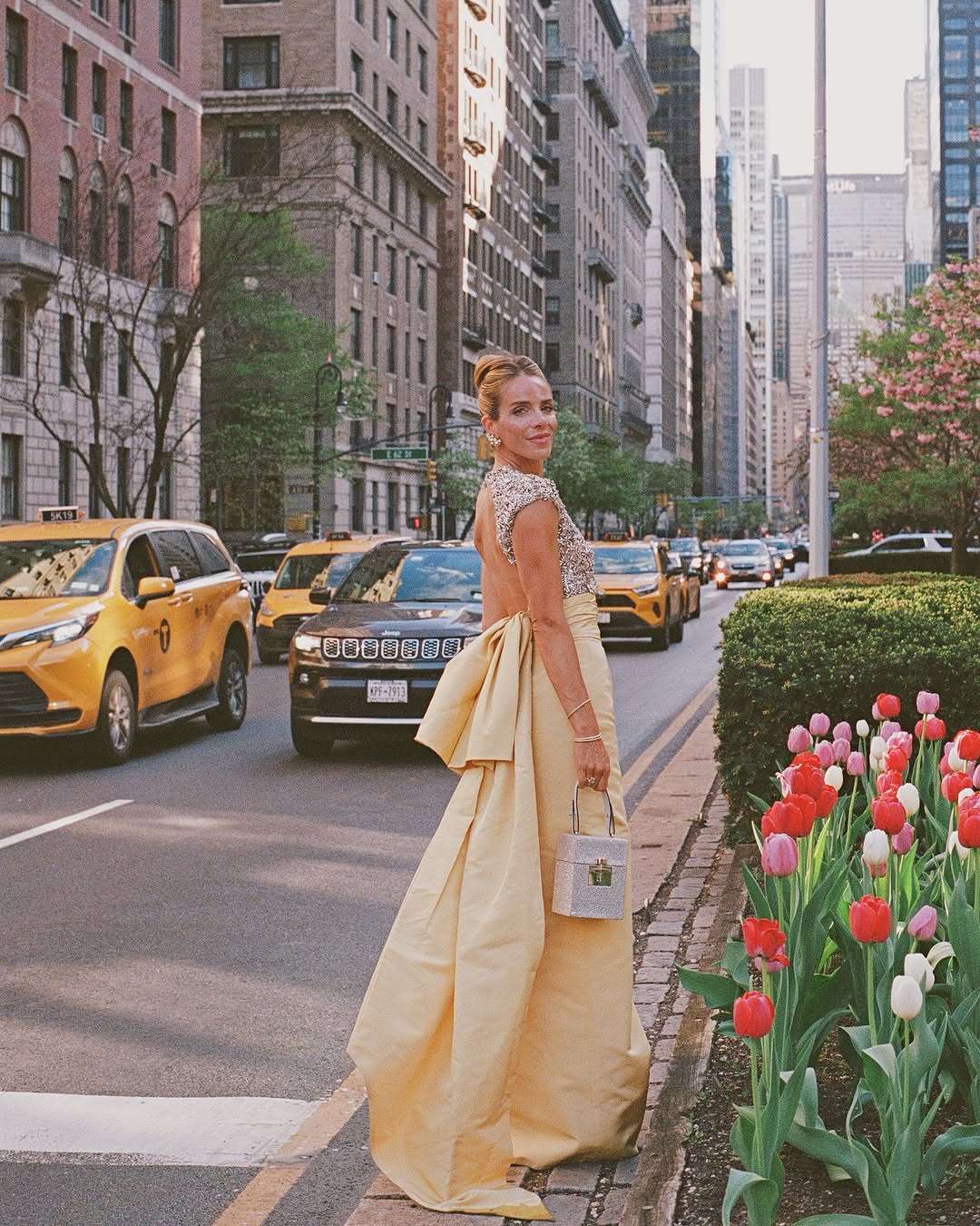 Look by juliaberolzheimer