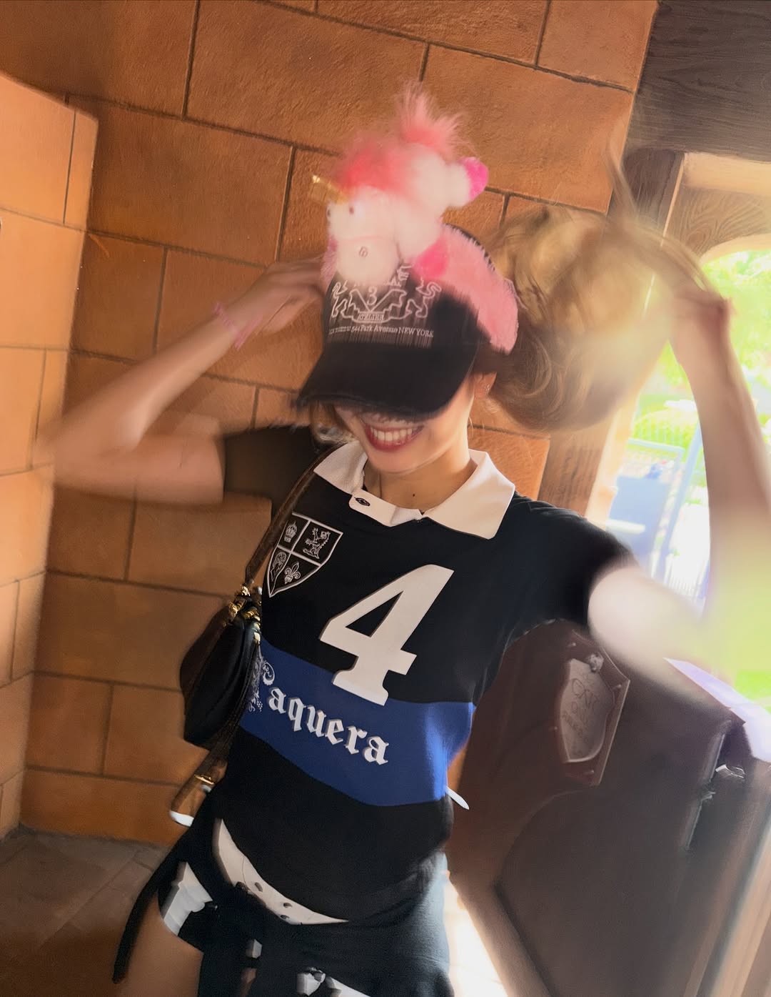 Look by lalalalisa_m